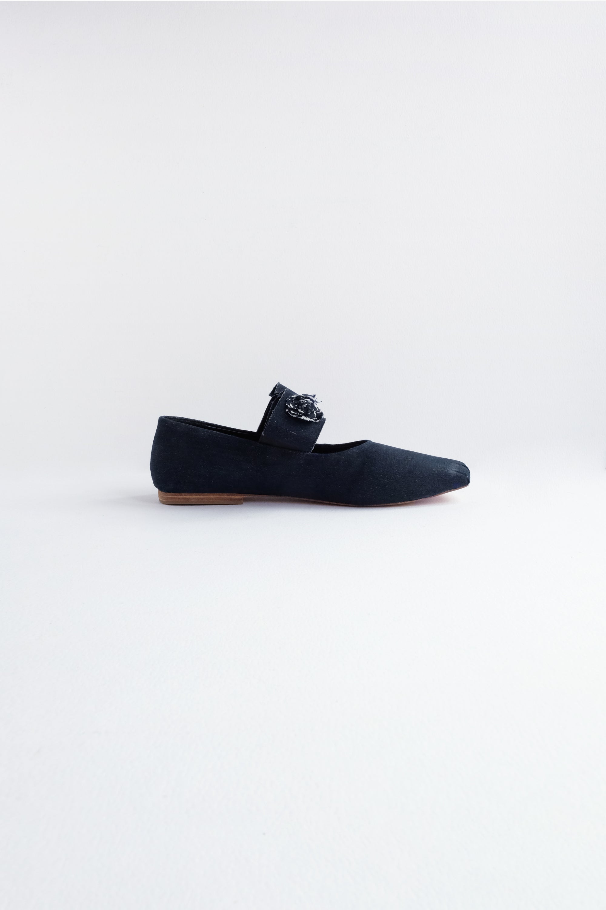 Evelina Ballet Flats in Denim