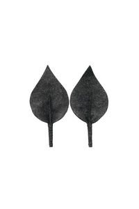 Calla Lily Clip On Shoes Accessories in Sparkling Black