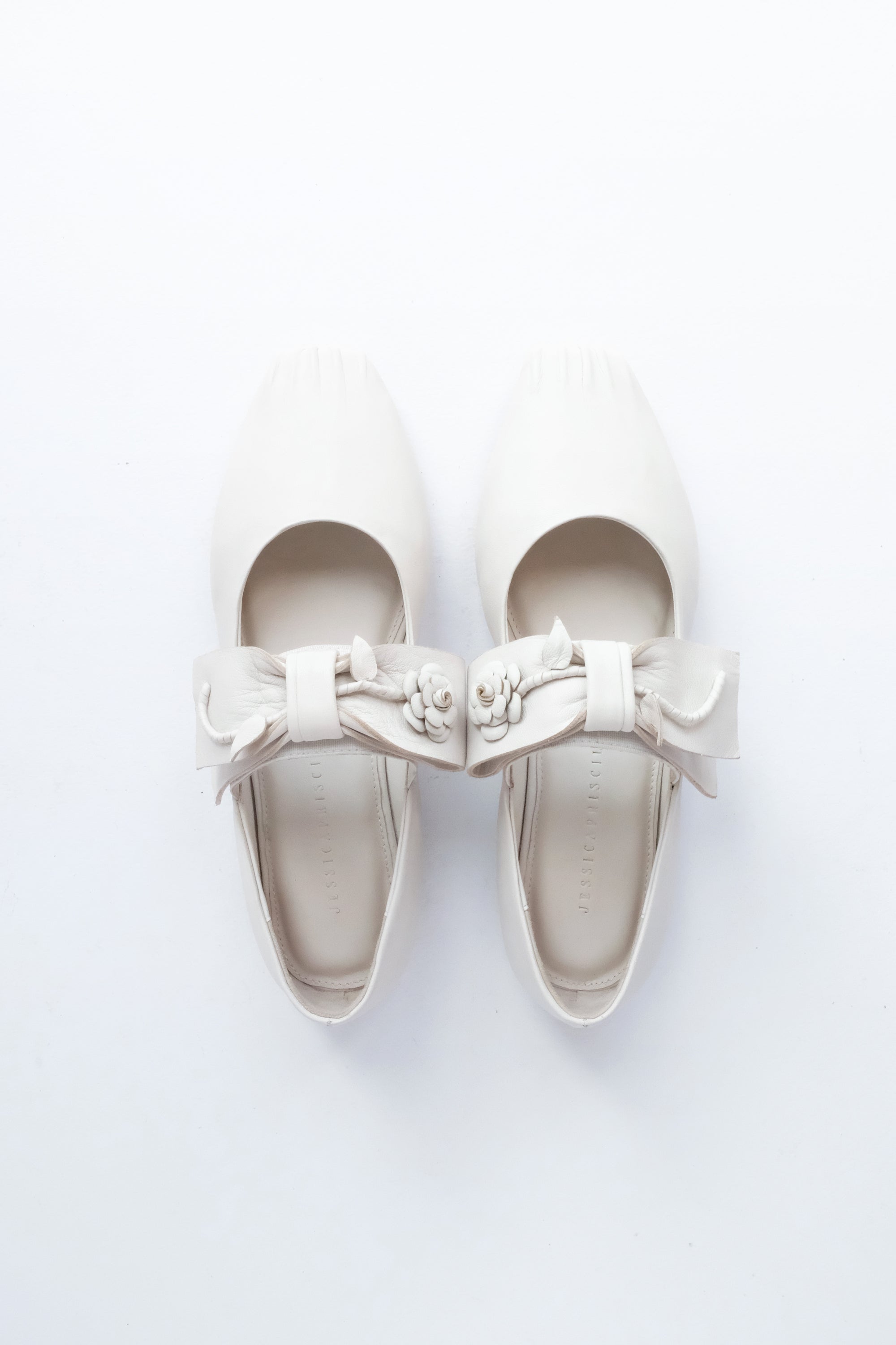 Evelina Ballet Flats in White