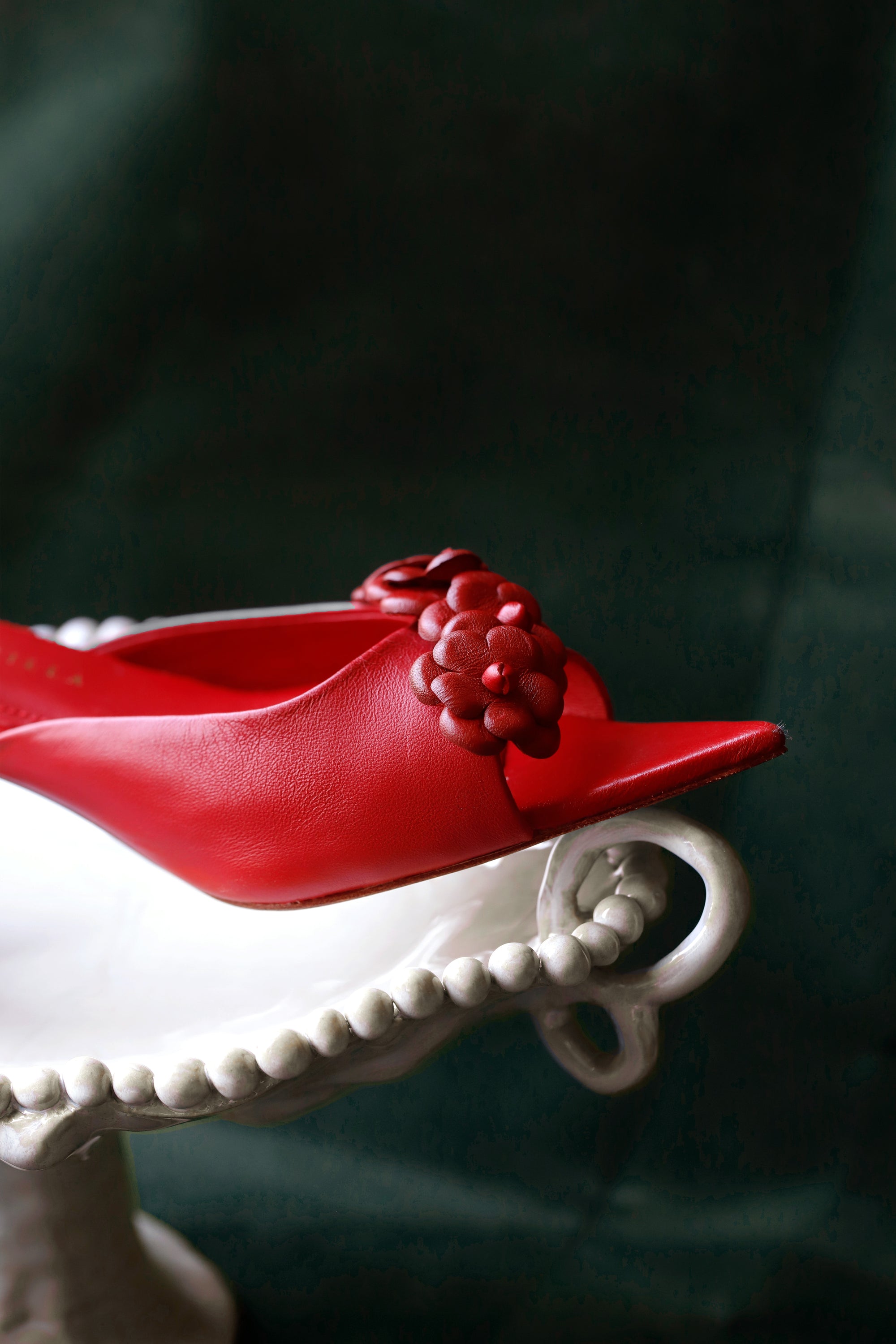 Four Camellia Clip On Shoes Accessories in Red