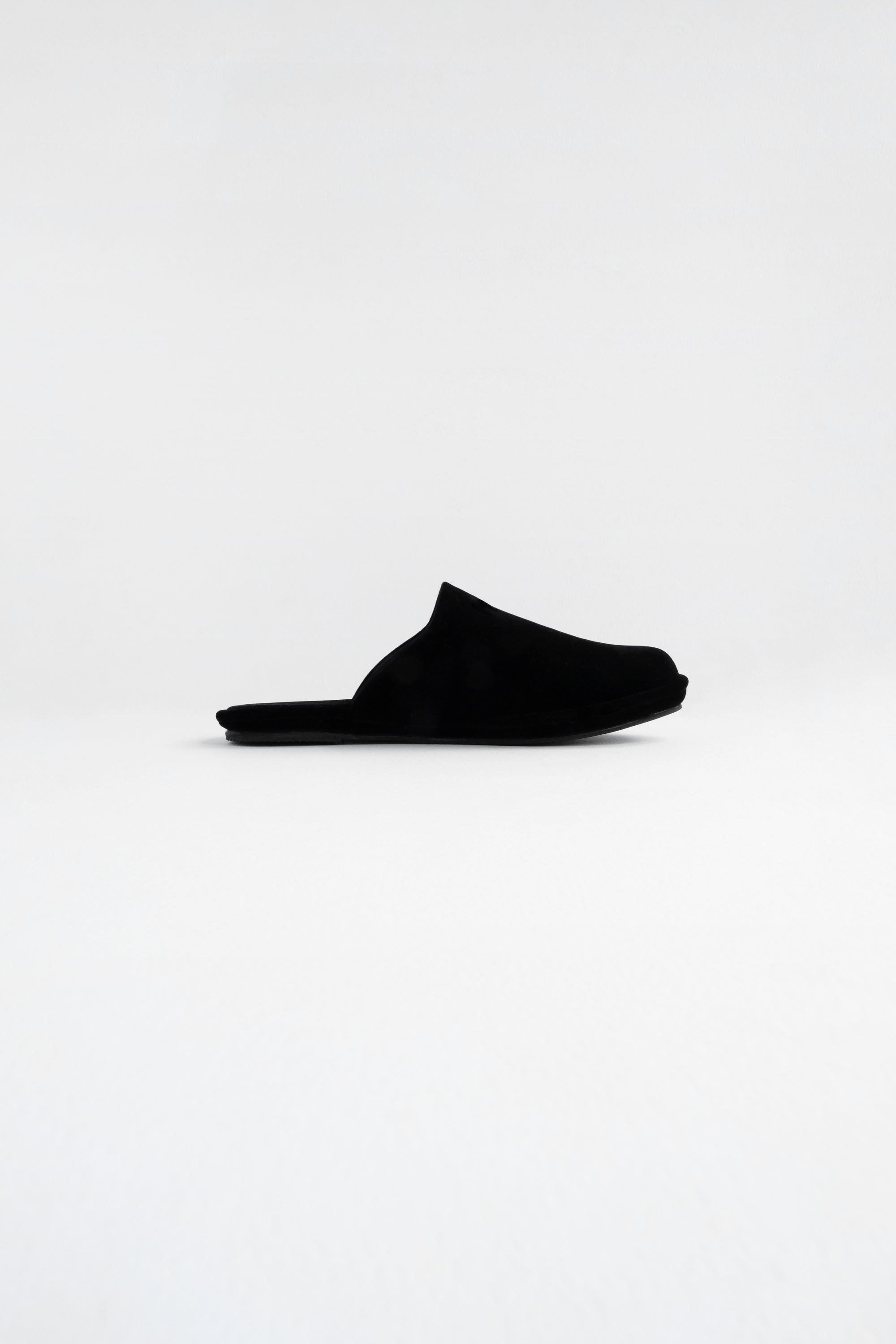 Flowers Don't Worry Home Slippers in Black
