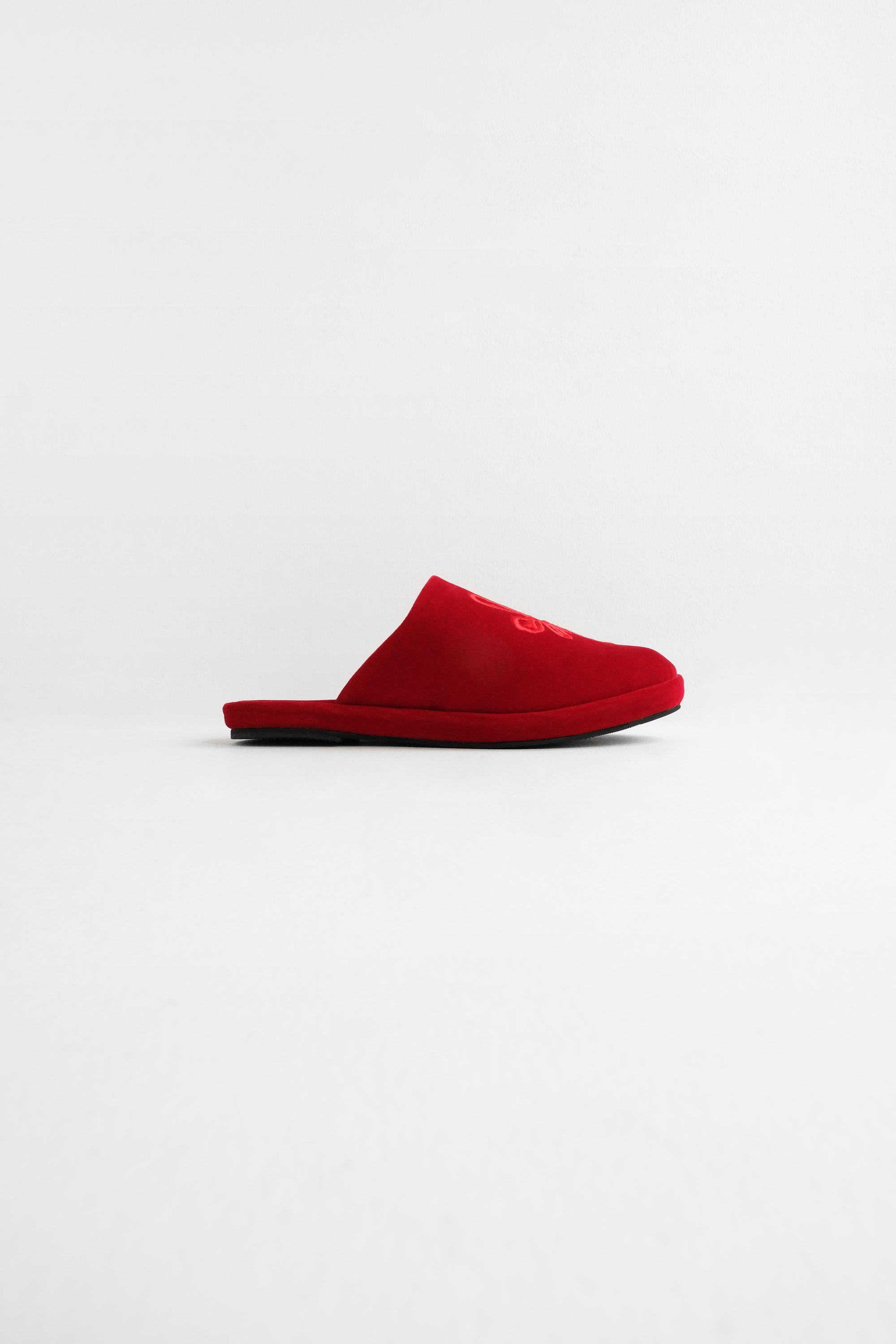 Flowers Don't Worry Home Slippers in Red