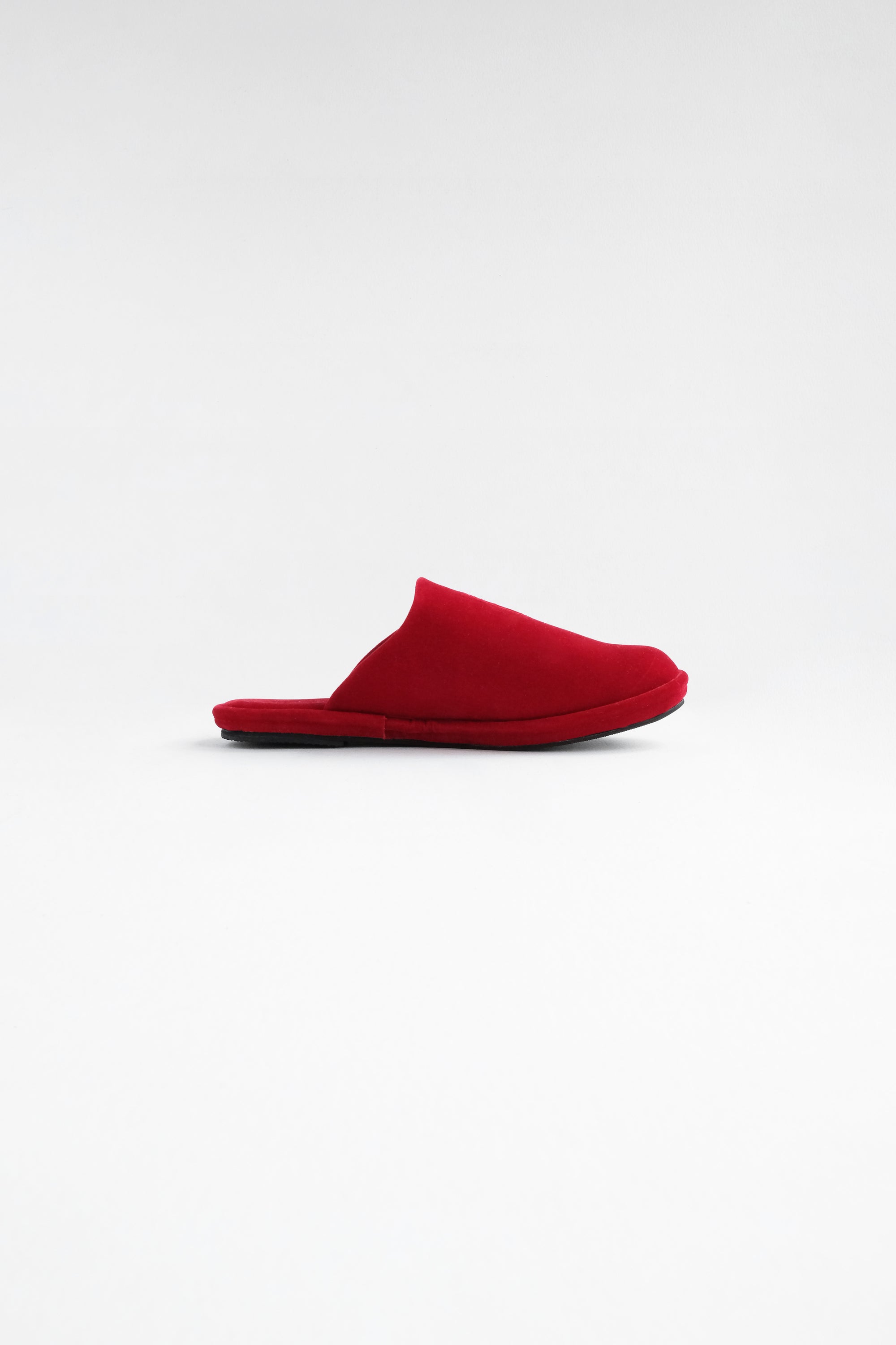 Small Flowers Don't Worry Home Slippers in Red