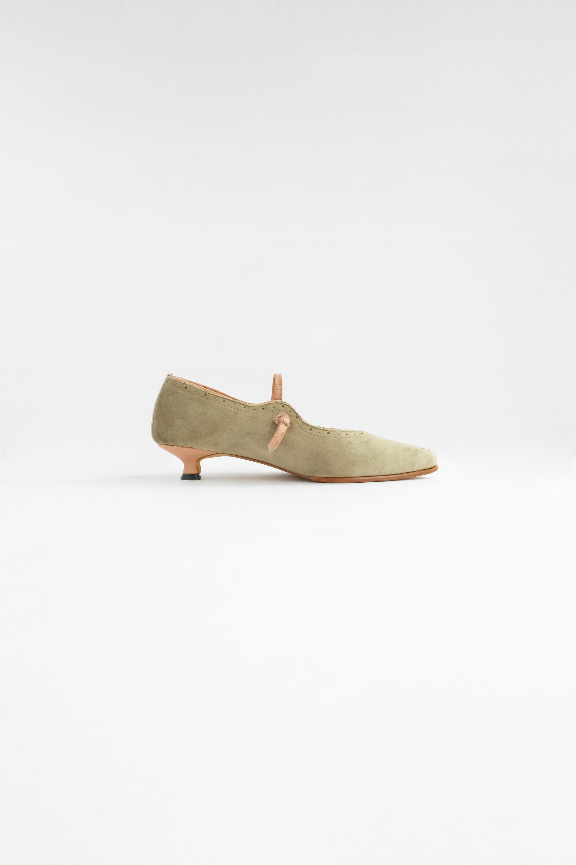 Selah Shoes in Valley Green